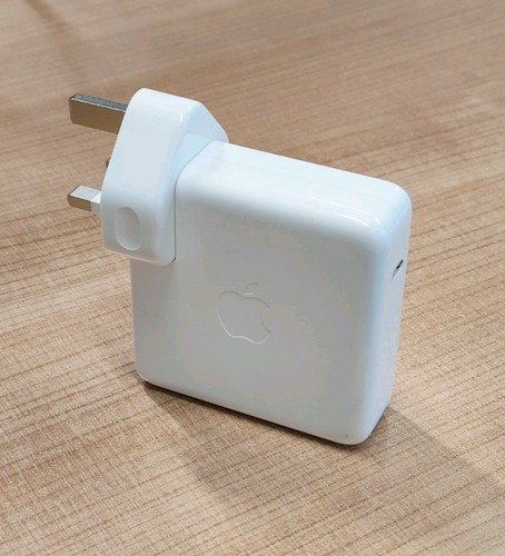 Genuine apple macbook air - macbook, air/pro